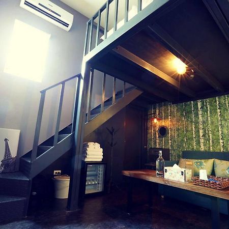 Kaohsiung Giethoorn Apartment Luaran gambar