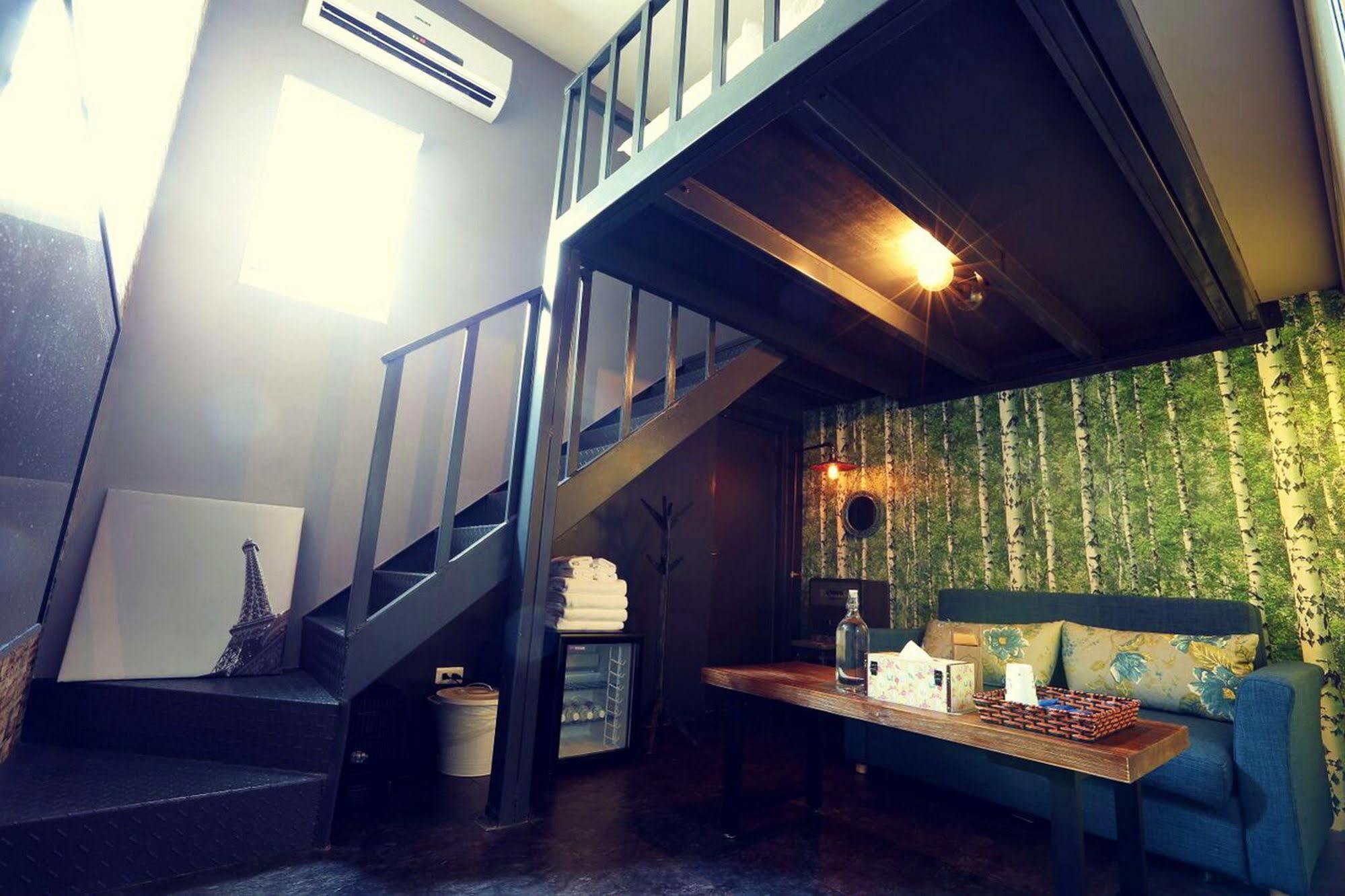 Kaohsiung Giethoorn Apartment Luaran gambar